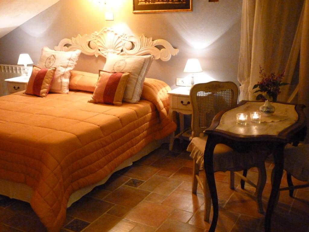 B&B The Roses Garden Millesimo Exterior photo